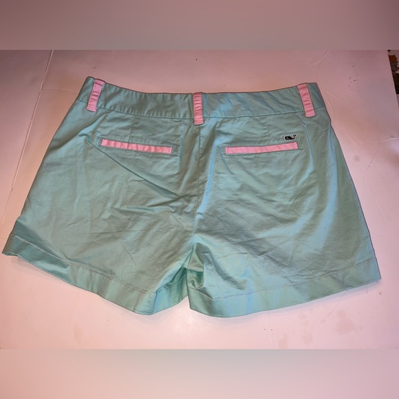 Vineyard Vines Day Boat Shorts size 4 - Picture 3 of 5